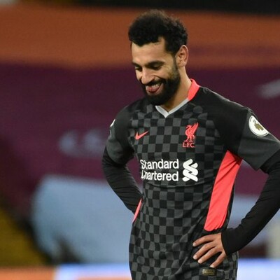 Salah verdedigt dakloze man en geeft hem 100 pond: â€˜Wat een legende’